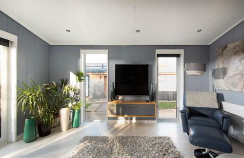 Cheddar Ski Chalet | Elevated Retreat: The Levels at Strawberryfield Park