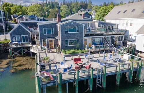 Stonington Hotel | Discover The Lewis R. French: Historic Inn on the Harbor