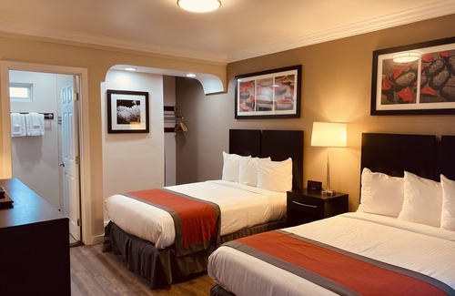 Silver Lake Hotel | Comfort and Convenience at The Lexmar Dodger Stadium