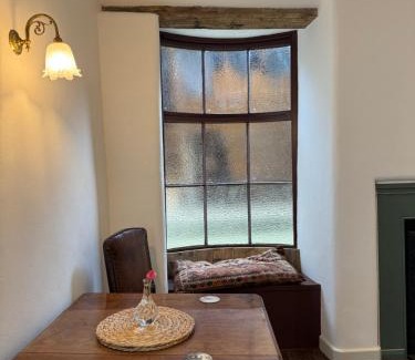 Stapleton Apartment | The Library Cottage at The Old Library