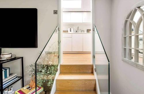 Westbourne Apartment | The Light Chambers Notting Hill- by Out of Office Lifestyle