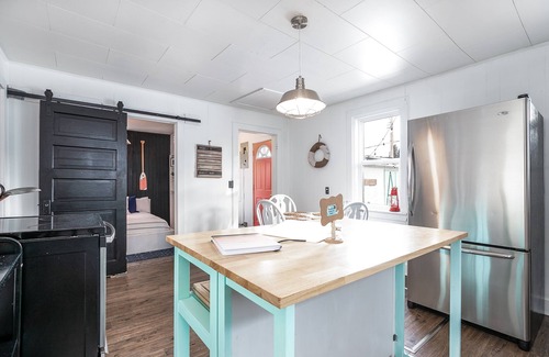Sylvan Lake House | Ideal Lighthouse Beach House for Memorable Gatherings