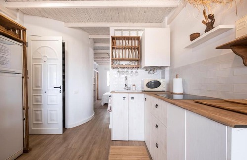Poris de Abona Apartment | Beachside Retreat at The Lighthouse with Free Wifi