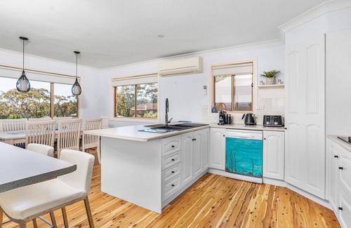 Vincentia House | Oceanfront Escape at The Lighthouse, Vincentia Awaits You