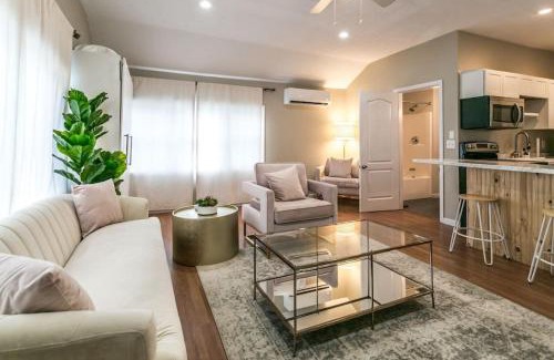 Sylvan Beach Apartment | Elegance Awaits at The Lilly Pad in Sylvan Beach