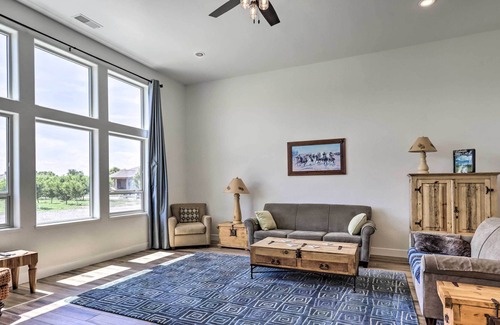 Palisade House | 'The Lily Pad' Palisade Retreat w/ Mountain Views!