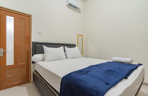 Cirebon Hotel | Budget-Friendly Stay at The Lima Guest House Syariah
