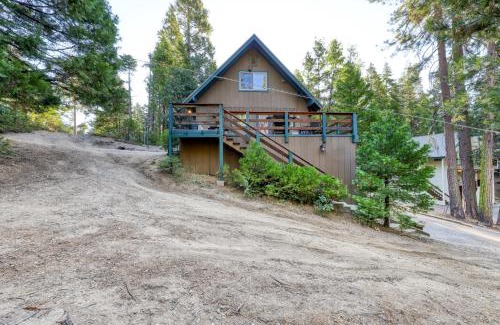 West Village House | Child-Friendly Retreat at The Limit with Great Guest Ratings