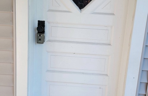 Elberta House | Cozy Lincoln House: Steps from the Beach with Ocean Views
