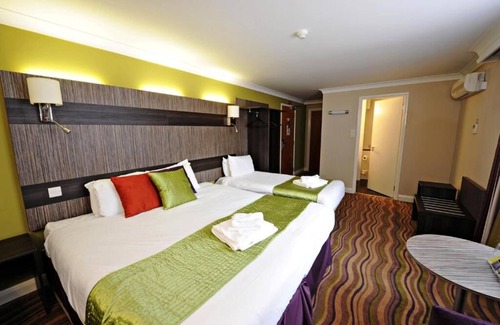 Loughborough Hotel | Accessible Comfort at The Link Hotel Loughborough