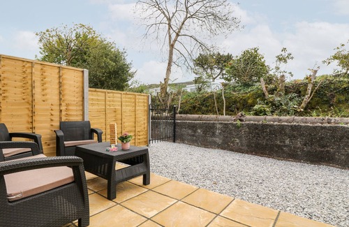 Stenalees Cottage | Family-Friendly THE LINNEY: Character Cottage in St Austell