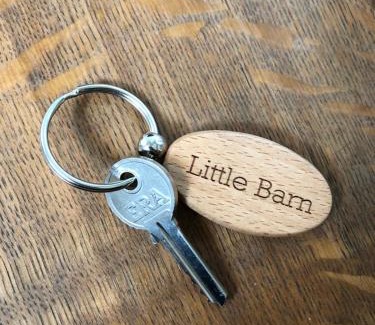 Hindhead Bed & Breakfast | Pet-Friendly Getaway at The Little Barn - 9/10 Guest Review