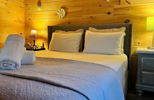 Umatilla House | Discover The Little Barn: A 10/10 Family-Friendly Retreat