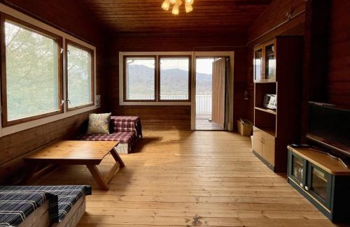 Shodoshima House | The Little Cabin in Shodoshima -小豆島 山小屋 リトルキャビン-