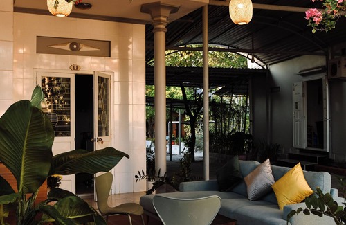 East Ham Tien Beach House | The little garden homestay