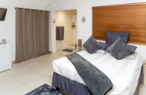 Cederberg House | Explore The Little Gem: Pet & Child-Friendly Retreat