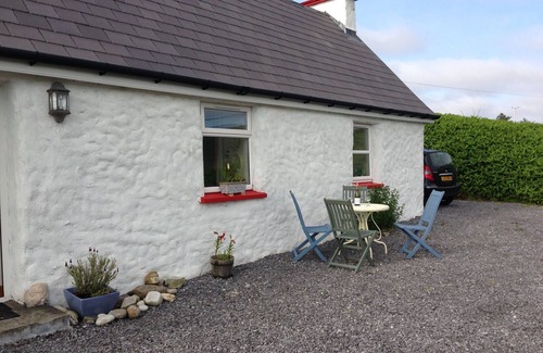 Crowkeeragh Cottage | Experience The Little Irish Cottage on the Wild Atlantic Way