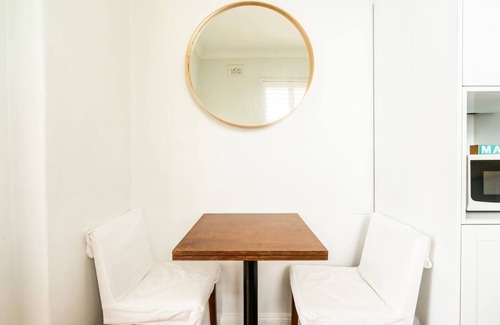 Manly Apartment | Ideal Retreat at The Little Palm: Steps from Beach & Wharf