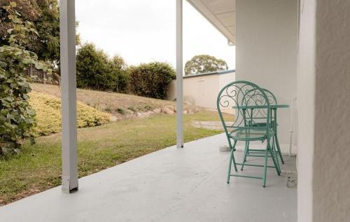 St Helens House | The Little Pearl - Front row at Beauty Bay