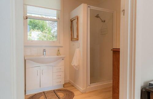 St Helens House | The Little Pearl - Front row at Beauty Bay
