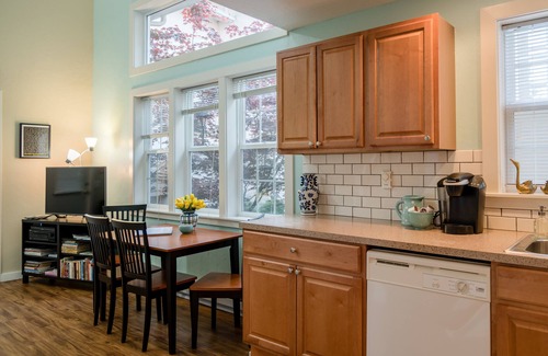 Fairmont House | Discover The Little Pink House: Your Ideal University Retreat