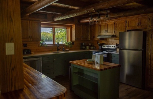 Gleason Cabin | The Little Place on Pine