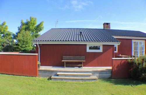 Ho House | Relax at The Little Red Cabin Near Blåvand - Pet Friendly!