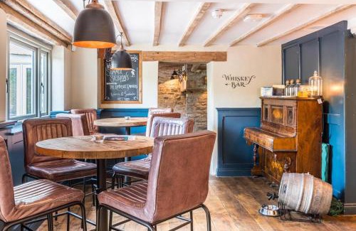 Hinton Blewett Bed & Breakfast | Discover The Litton: Pet-Friendly 4-Star Retreat
