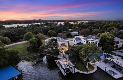 Highland Haven House | The Live Oaks at Highland Haven with Concierge Services