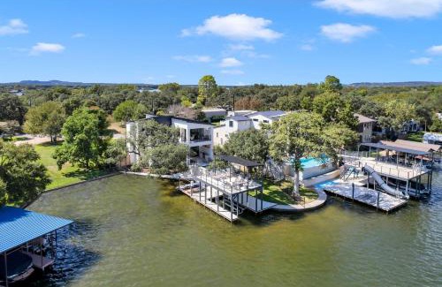 Highland Haven House | The Live Oaks at Highland Haven with Concierge Services