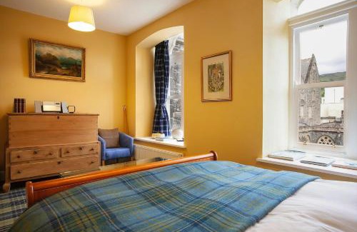 Moffat Apartment | The Livingstone Loch Ness OS9