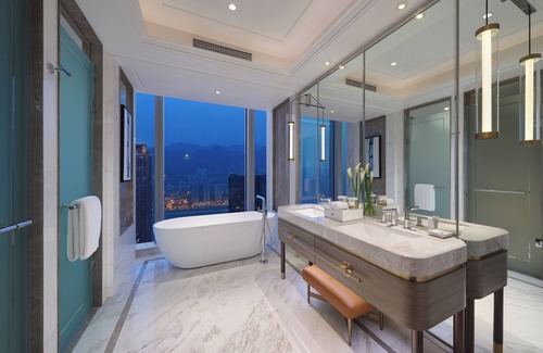 Yuzhong Hotel | The Lixury Hotel, Part of Hyatt