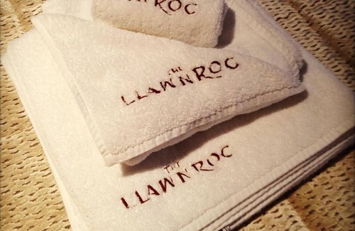 Gorran Haven House | Discover The Llawnroc Hotel: 4-Star Retreat with Pool & Dining