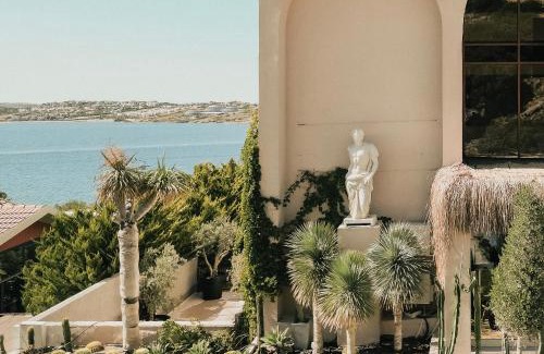 Cesme Hotel | Experience The Local House Ayasaranda with Oceanfront Views