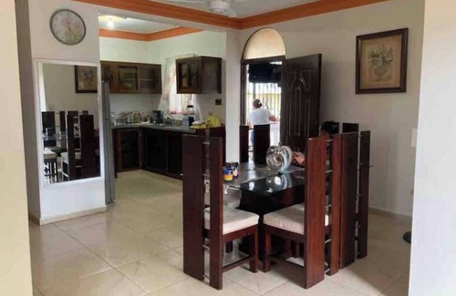La Vega Province House | Family-Friendly Comfort at The Local Way La Vega