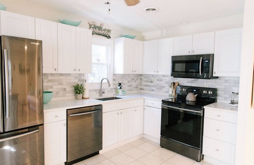 Nags Head House | Perfect Location with Oceanfront Views and Pet-Friendly Stay