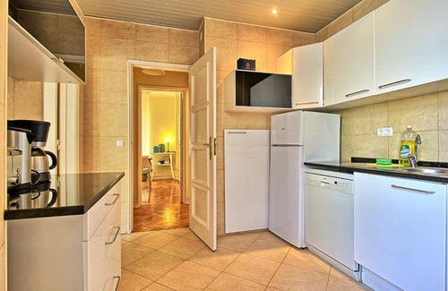 Sao Jorge de Arroios Apartment | Conveniently Located Apartment with Family-Friendly Amenities