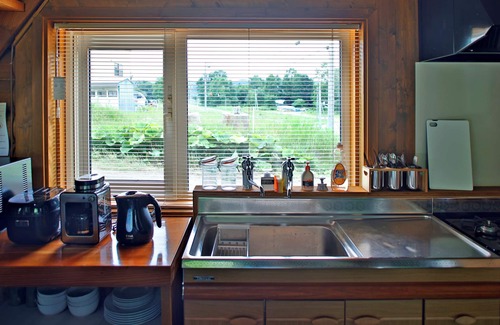 Abashiri House | Experience Comfort at The Lodge Abashiri: Family-Friendly Stay