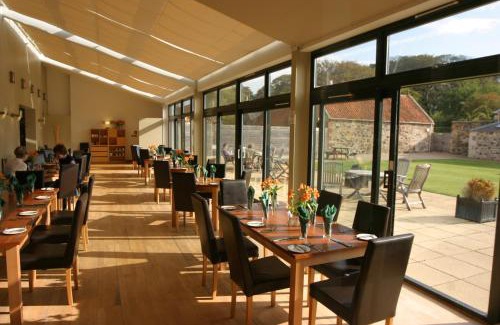 Aberlady Hotel | Discover The Lodge at Craigielaw with Golf and Dining