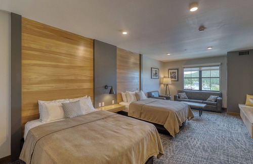 Deadwood Resort | Top-Rated Lodge at Deadwood Gaming Resort with Spa & Pool