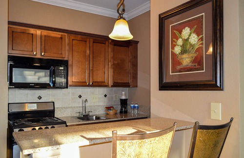 Flat Rock Hotel | Experience The Lodge at Flat Rock: Guest Rated 9.8/10 Stay