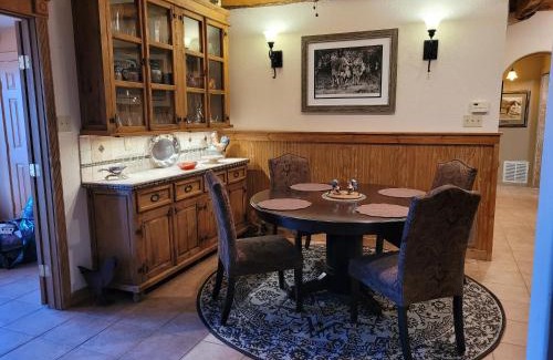 Weatherford House | Pet-Friendly Retreat at The Lodge at Harmony Oaks