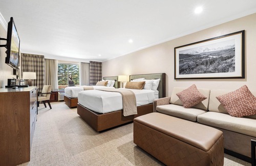 Jackson Hotel | Explore Comfort at The Lodge at Jackson Hole, Rated 8.8/10