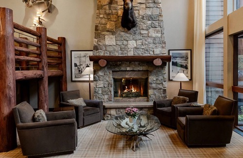 Jackson Hotel | Explore Comfort at The Lodge at Jackson Hole, Rated 8.8/10