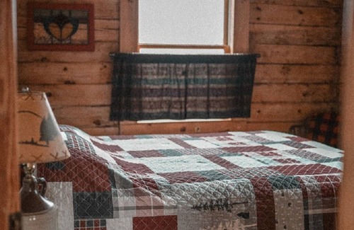Spottswood Cabin | Exclusive Family Retreat at The Lodge at Joe Walker Hollow