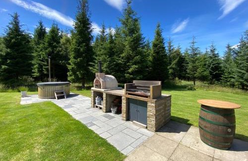 Kippen Villa | Elegant Stay at The Lodge at Muir Estate with Hot Tub Access