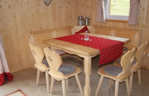 Stadl an der Mur Ski Chalet | Delightful Stay at The Lodge: Family-Friendly with Breakfast