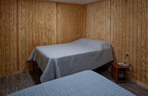 Welch House | Welch Lodge Retreat: Family and Pet-Friendly Getaway