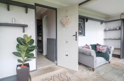 Milford House | Explore The Lodge at Wildersley Farm: Pet & Child Friendly Getaway