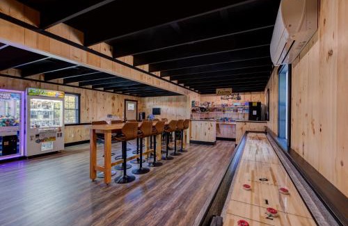 Sunapee Hotel | Unforgettable Stays at The Lodge by Sunapee: 10/10 Rated